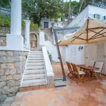 Villacore Capri