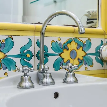 فندق مبيت وإفطار Villacore 4*