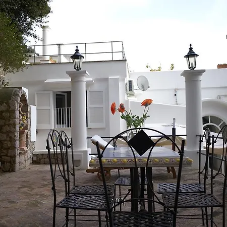 فندق مبيت وإفطار Villacore 4*