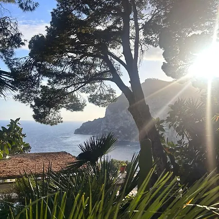 Villacore Luxury Couette-café Capri