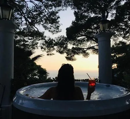 住宿加早餐酒店 Villacore 4*