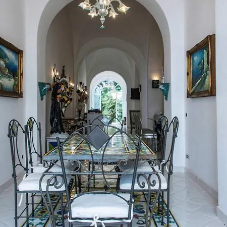 Villacore 4*